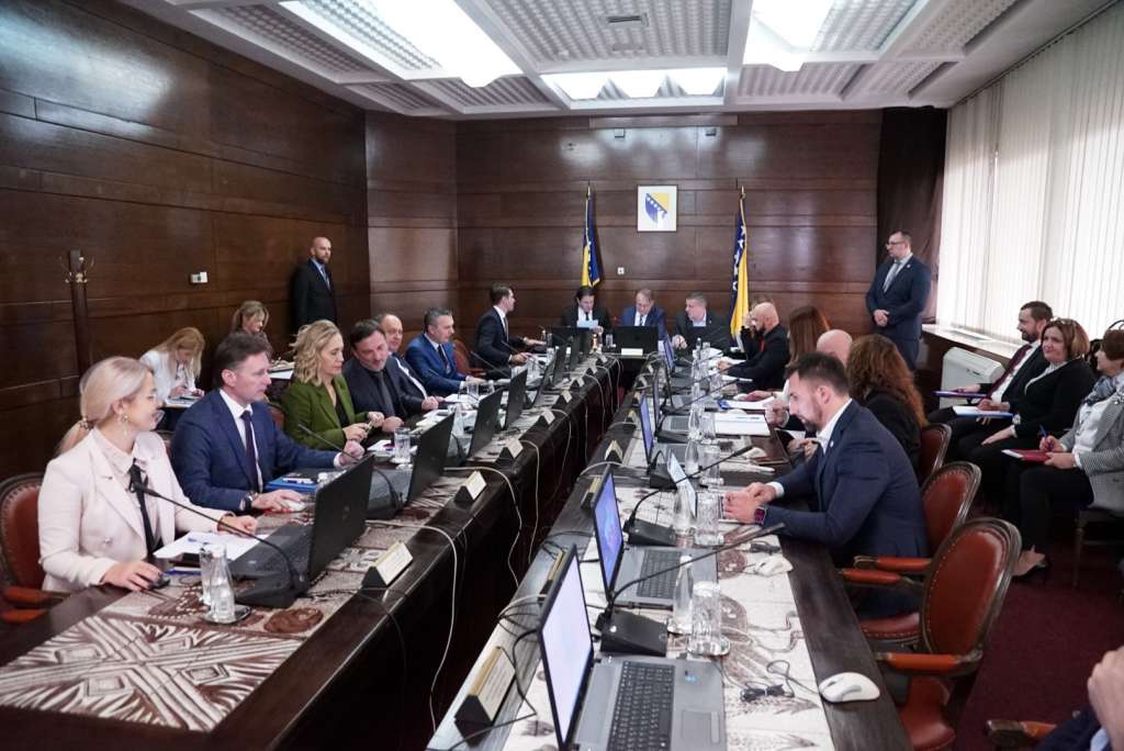 Više od tri miliona KM za projekte izgradnje bazena na Bentbaši, u Bihaću i Zenici
