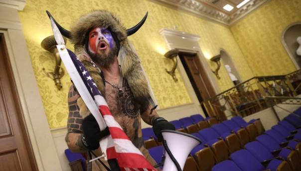 Više pobunjenika sa Capitola uhapšeno i optuženo