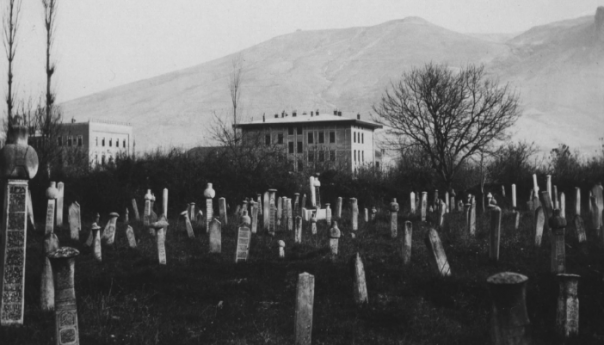 Višestoljetno pravno nasilništvo nad haremom u Liska ulici