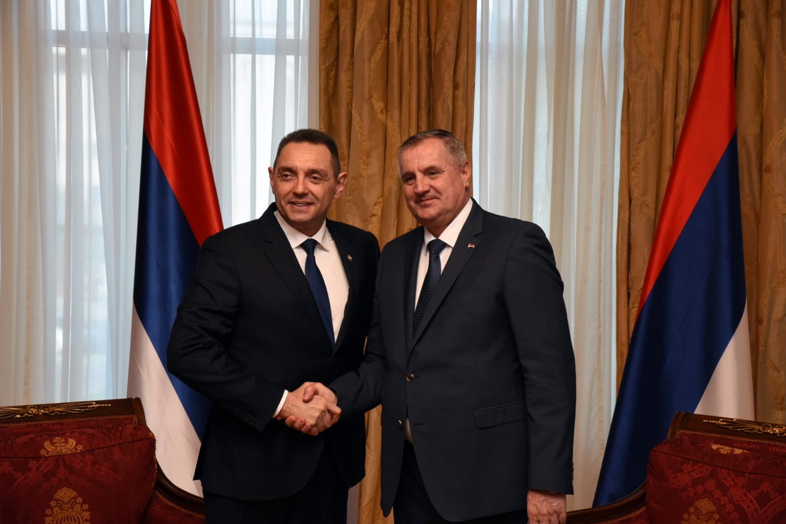 Višković i Vulin o jačanju 'bratskih' veza RS i Srbije