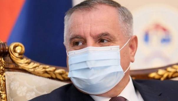 Višković očekuje 400 hiljada doza vakcina u prvom kvartalu