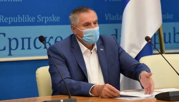 Višković: Ponudili smo avans za rusku vakcinu protiv koronavirusa