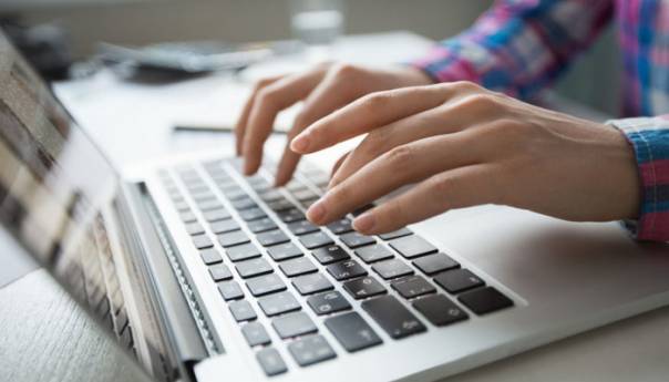 Visokoškolskim ustanovama u RS-u preporučeno da završe školsku godinu online