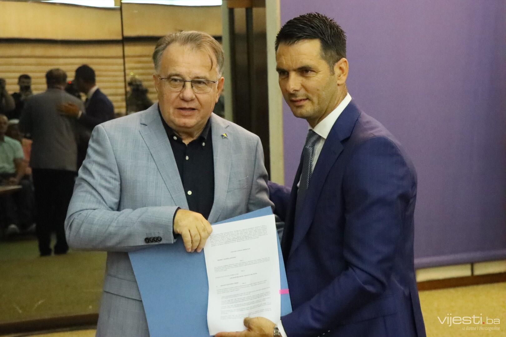 Vjetar u leđa: Potpisani ugovori od 9,9 miliona KM za kulturu i sport