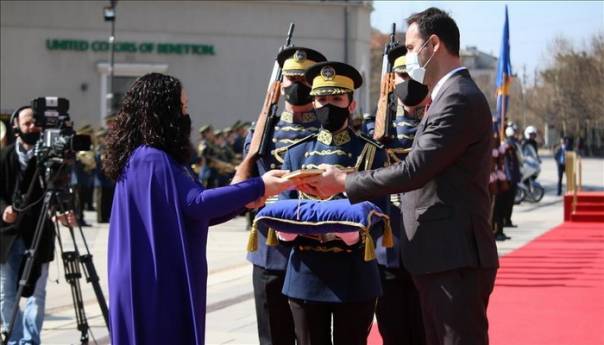 Vjosa Osmani zvanično preuzela dužnost predsjednice Kosova