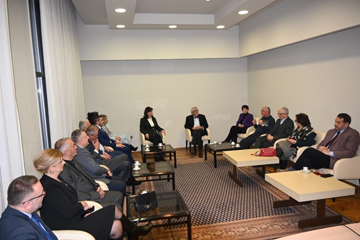 VKBI i BNV Srbije: Suprotstaviti se pokušajima urušavanja BiH