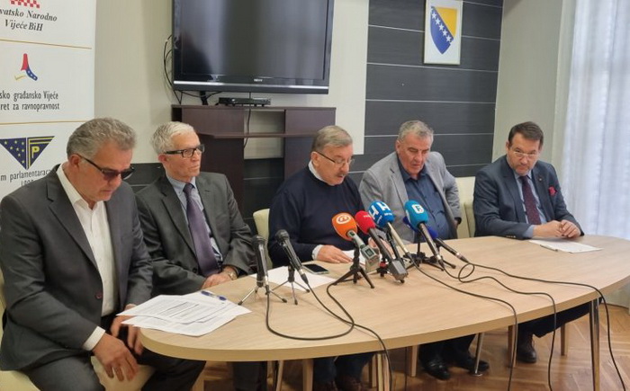 VKBI, SGV, HNV i FP BiH 1990 ponudiće strateški dokument političkim strankama