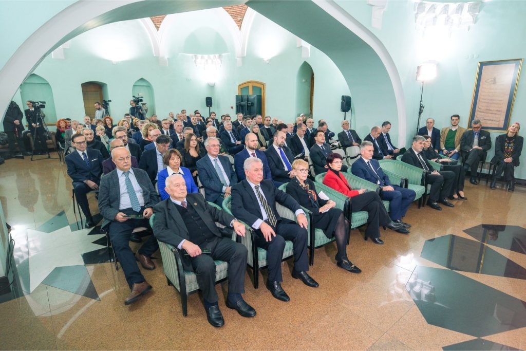 VKBI: Zahtjevamo od Parlamenta FBiH posebnu Budžetsku stavku za izradu Rječnika bosanskog jezika