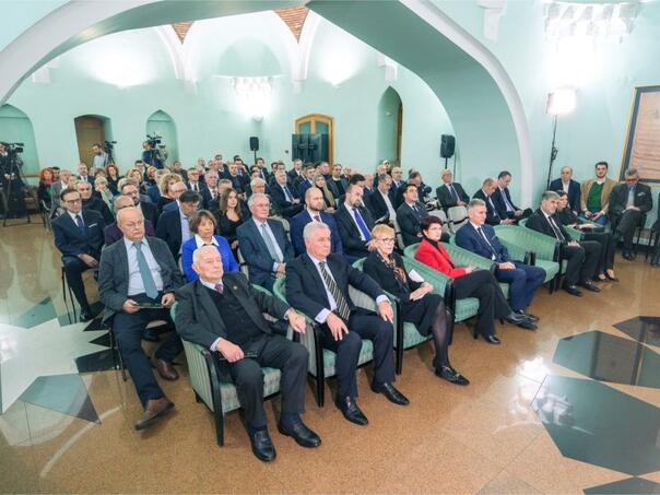 VKBI: Zahtjevamo od Parlamenta FBiH posebnu Budžetsku stavku za izradu Rječnika bosanskog jezika