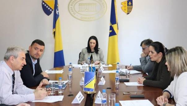 Vlada BPK izdvojila 300.000 KM za nabavku medicinske opreme