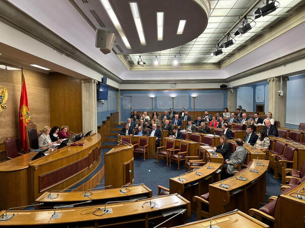 Vlada Crne Gore još bez odluke o kosponzorstvu Rezolucije o genocidu u Srebrenici