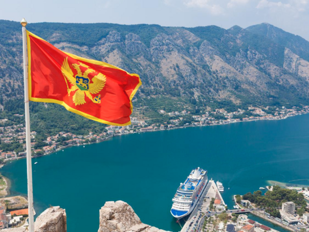 Vlada Crne Gore ukinula privremenu obustavu bezviznog režima za državljane Turske