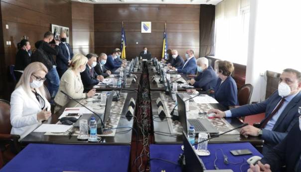 Vlada FBIH: 10 miliona za isplatu poticaja, dodatnih 9 miliona KM za sjetvu