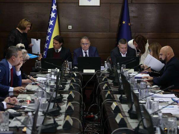 Vlada FBiH: 200 miliona KM kantonima, najviše za TK i KS