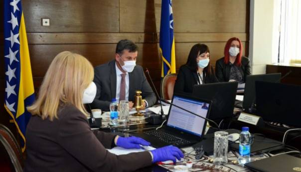 Vlada FBiH danas o novim transferima za pomoć privredi