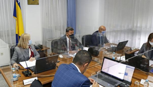 Vlada FBiH danas uplatila općinama skoro 30 miliona KM