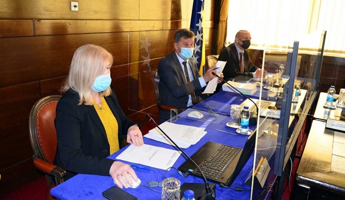 Vlada FBiH: Danas uplaćeno 70.8 miliona KM za ZDK i TK