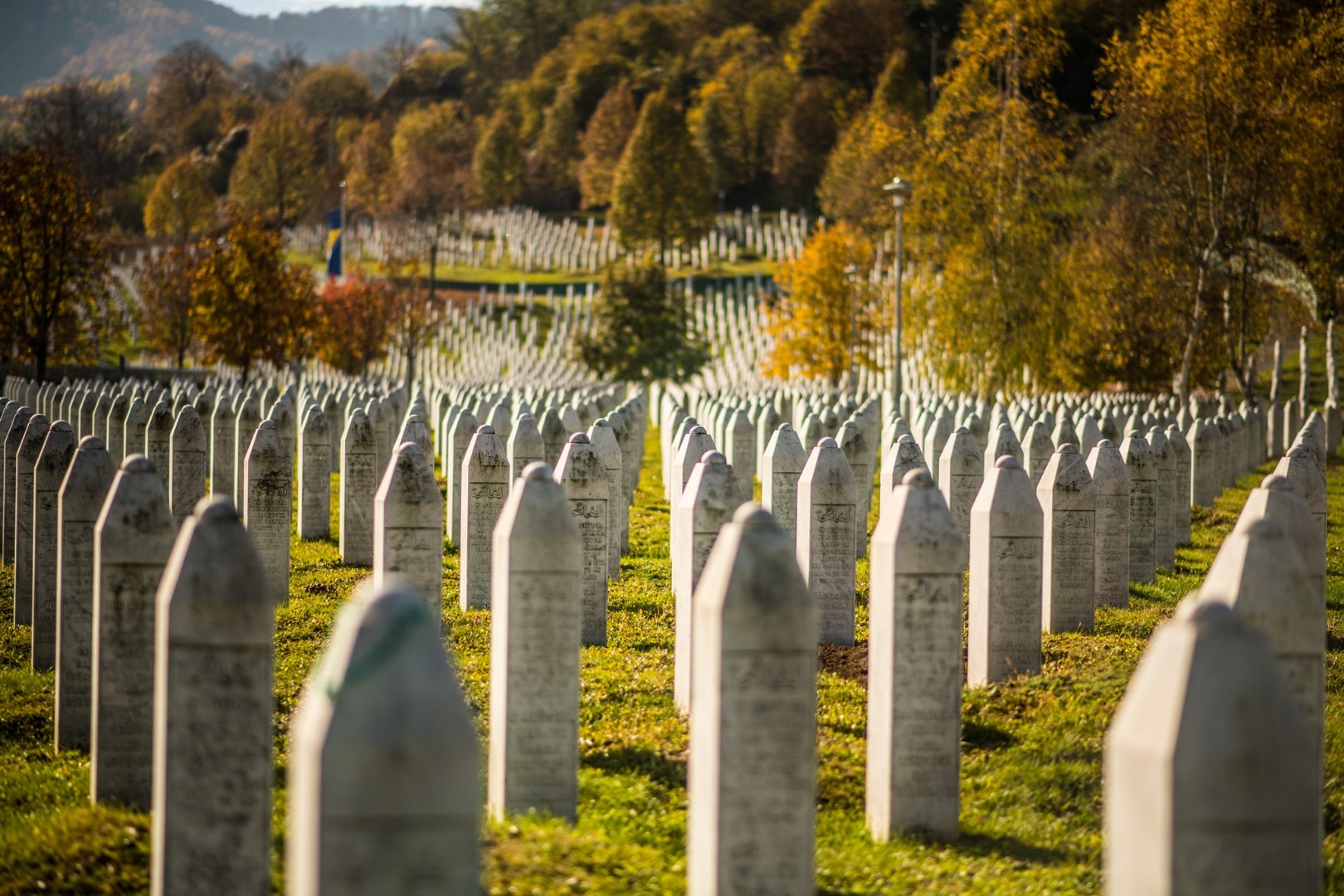 Vlada FBiH: Dodatnih 50.000 KM za obilježavanje godišnjice genocida u Srebrenici