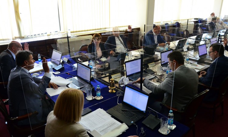 Vlada FBiH donijela niz odluka na današnjoj sjednici
