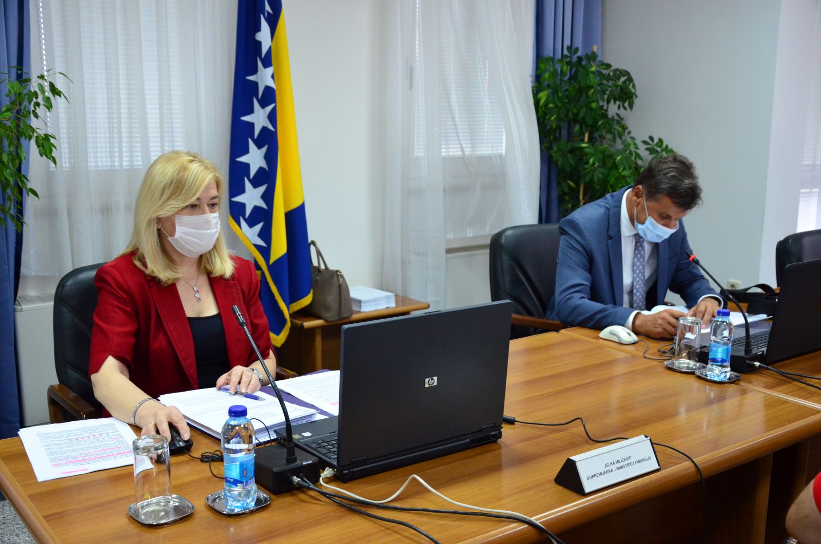 Vlada FBiH donijela Uredbu o federalnim nagradama za nauku