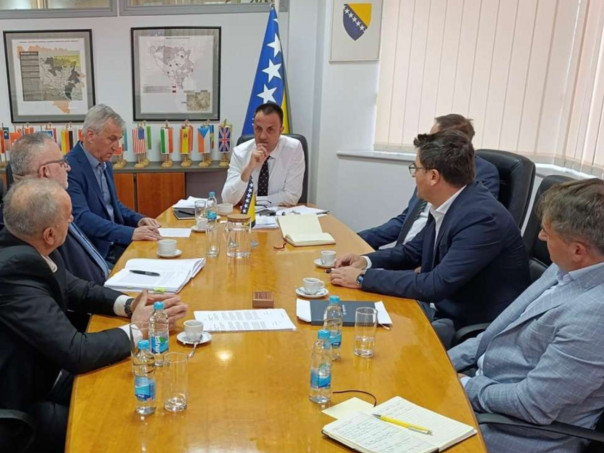 Vlada FBiH i Zrak postigli dogovor o isplati potraživanja preostalim radnicima