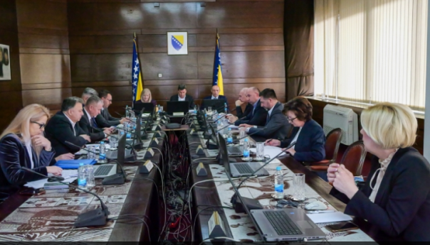 Vlada FBiH isplatit će 100 KM jednokratne pomoći boračkim kategorijama