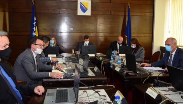 Vlada FBiH: Još 10 miliona KM pomoći zdravstvu