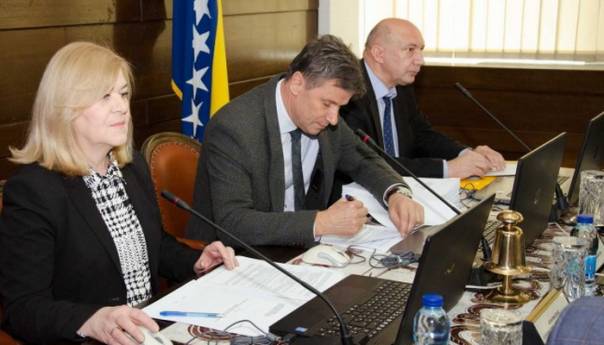 Vlada FBiH: Još pola milijarde KM za privredu i zdravstvo