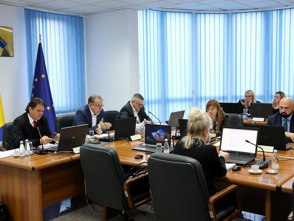 Vlada FBiH: Kadrovska rješenja za Binas, Aerodrom Sarajevo, Ceste FBiH...