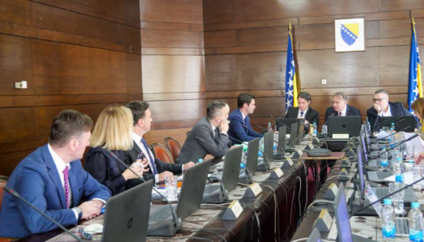 Vlada FBiH - Kantonima 200 miliona KM za strukturalne reforme i infrastrukturne projekte