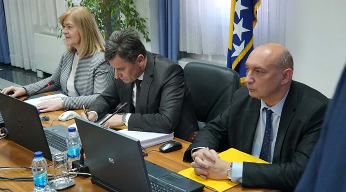 Vlada FBiH odobrila 10 miliona KM za suzbijanje koronavirusa
