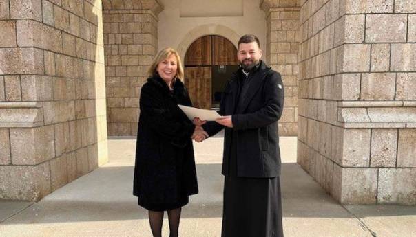 Vlada FBiH pomaže obnovu Aškenaske sinagoge i Saborne crkve