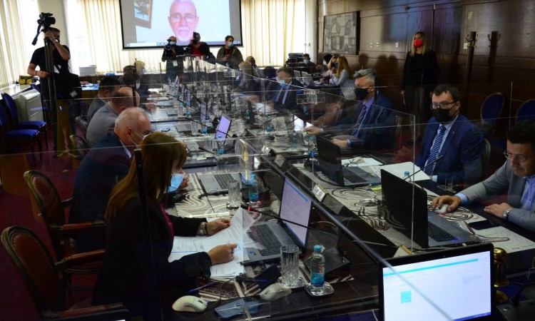 Vlada FBIH: Povećan broj pacijenata na respiratoru