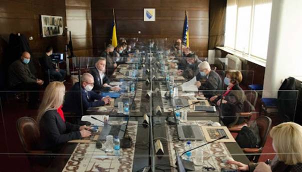 Vlada FBiH spriječila nove malverzacije BH-Gasa i usvojila privremenu tarifu