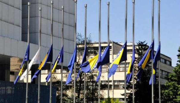 Vlada FBiH: Sutra Dan žalosti zbog tragedije u Brčkom