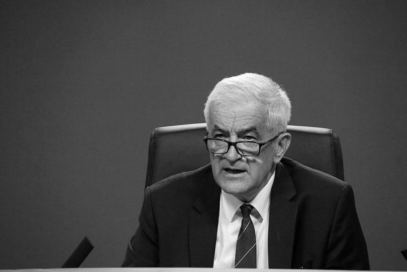 Vlada FBiH uputila telegram sućuti porodici preminulog ministra Mandića