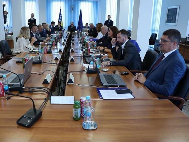 Vlada FBiH usvojila izvještaj o borbi protiv porodičnog nasilja