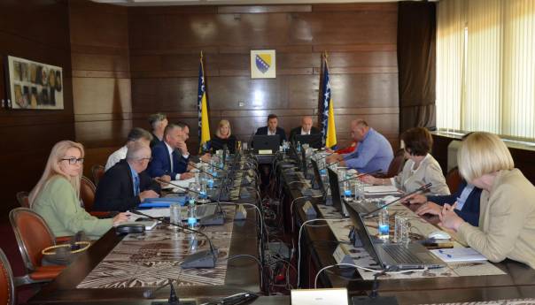 Vlada FBiH: Za aerodrom u Bihaću skoro 20 miliona KM