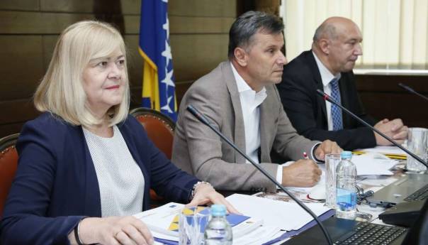 Vlada FBiH: Za dva projekta cestogradnje ukupno 10.000.000 KM