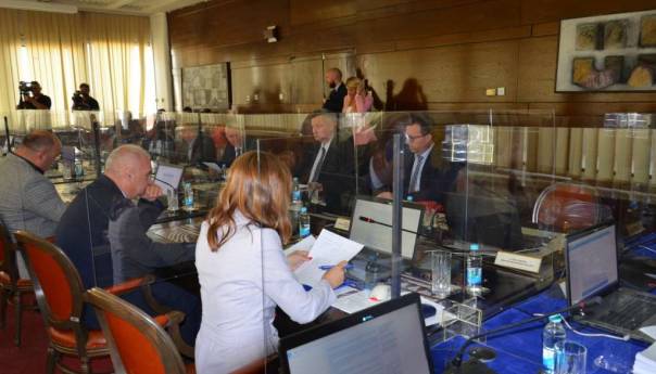 Vlada FBiH: Za saniranje šteta od zemljotresa 700.000 KM