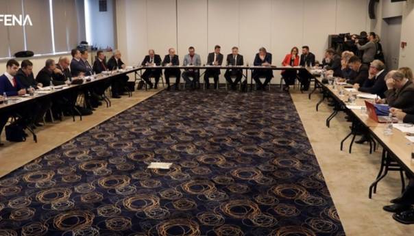 Vlada FBiH zakonski uređuje oblast poduzetničke infrastrukture