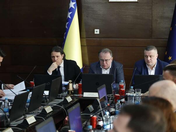 Vlada Federacije BiH dijeli 50 miliona KM općinama i gradovima