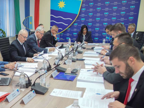 Vlada HNK: Milionske isplate iz budžeta za nagodbe i presude