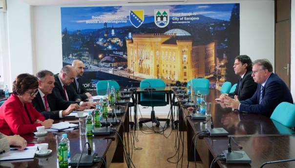 Vlada i Parlament FBiH: Utvrđeni principi i modaliteti rada