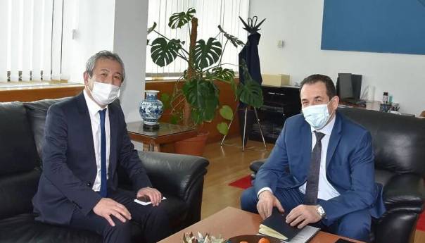 Vlada Japana najavila pomoć BiH u iznosu od 8 miliona KM za upravljanje migracijama