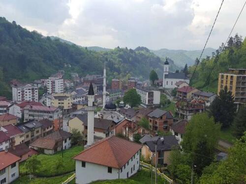 Vlada Kantona Sarajevo izdvaja 750.000 KM za održivi povratak u Srebrenici