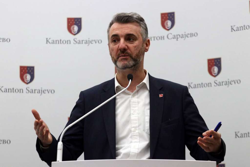 Vlada KS izdvojila 100.000 KM za pomoć Ukrajini