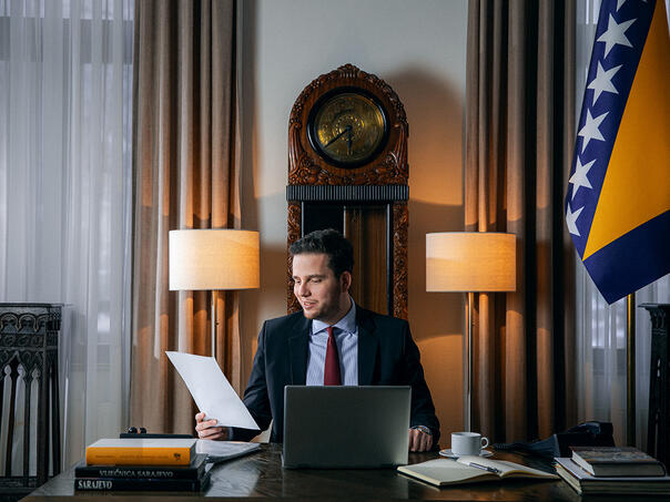 Vlada KS raspisala poziv za nezaposlene za učešće u Programu zapošljavanja