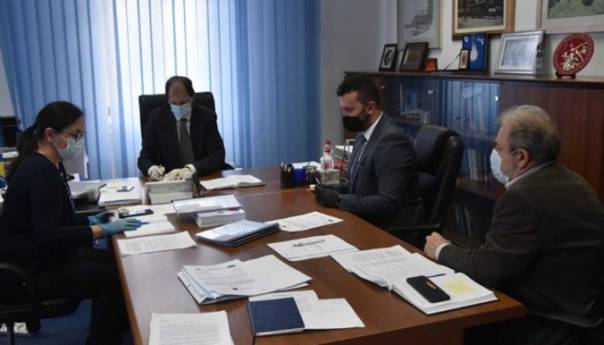 Vlada KS se zadužila 15 miliona eura za projekt javnog prijevoza