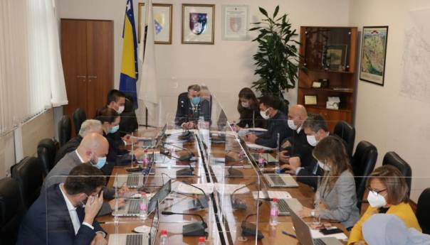 Vlada KS: Sindikati za plate traži 115 miliona KM godišnje